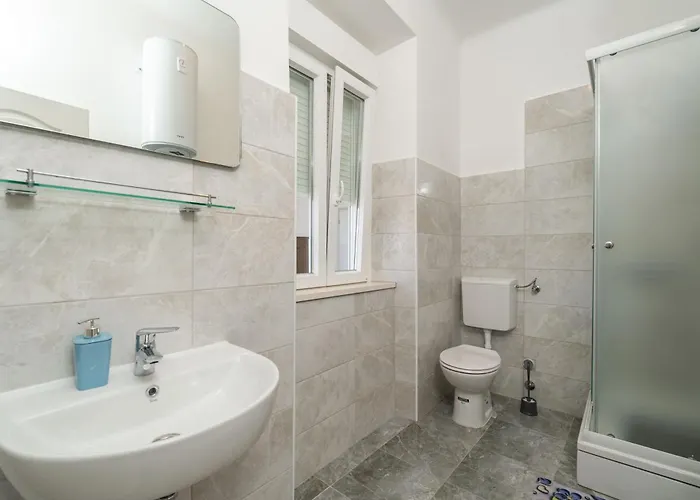 Bronzan Appartement *